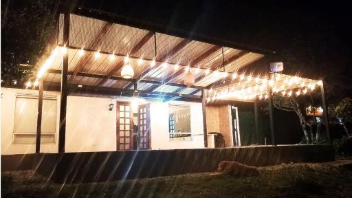 Cozy lakefront House for 6 (Guatape dam) - Housity
