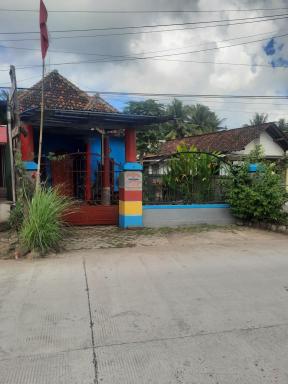 Red Beach Homestay - Housity