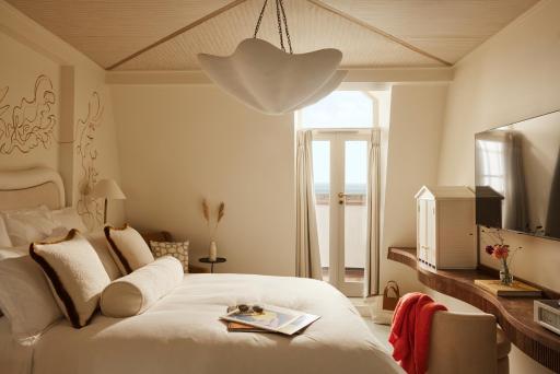 No 42 by GuestHouse, Margate - Housity