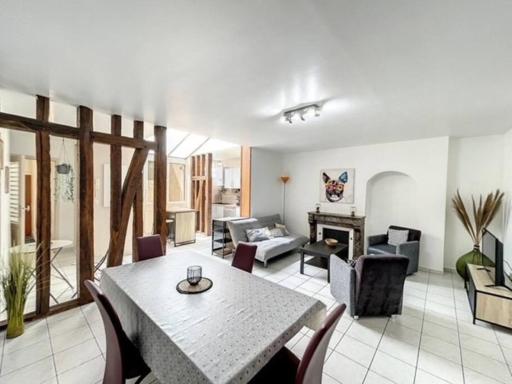Appartement Au cœur de Troyes - Housity