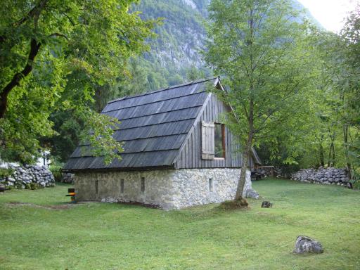 House Pod Lipo - Housity