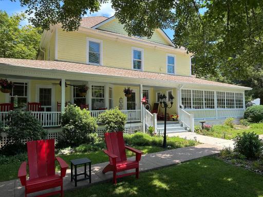Red Rocker Inn - Housity