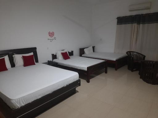 New Sunrise Hotel - Housity