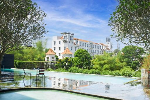eL Hotel Malang - Housity