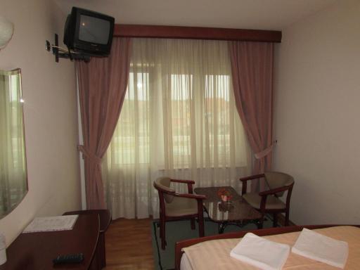 Guest House Vila Lux - Housity