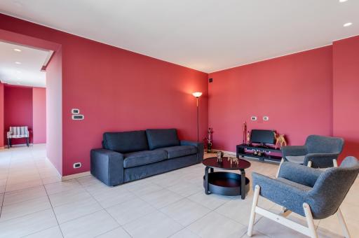 Etna View Superior Flat with Terrace and Jacuzzi - Housity