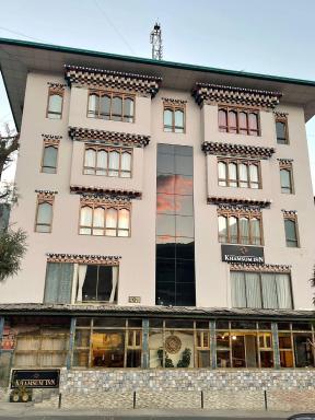 Khamsum Inn - Housity