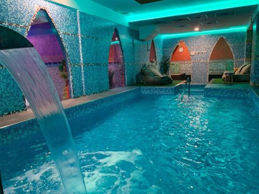 Impero Hotel Beauty & Spa - Bike Hotel - Housity