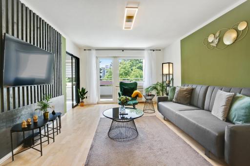 APART21 Green zentrale Design Wohnung, 70qm, Parkplatz, Netflix, Balkon, nahe Audi - Housity
