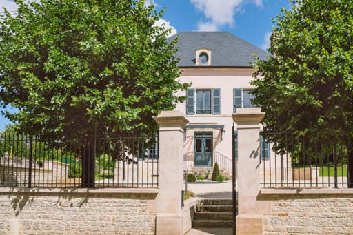 Villa Eulalie B&B Guest House nestled in the Champagne area - Housity