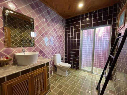 Green Tree Resort กรีนทรี รีสอร์ต - Housity