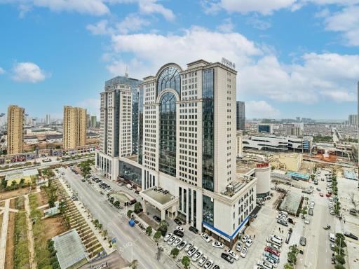 Atour Hotel Fuzhou Diamond Plaza - Housity