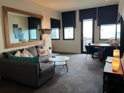Lovely 2-bedroom apartment, breathtaking view! - Housity