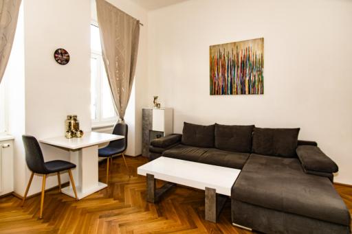 Raimond Apartment - Housity