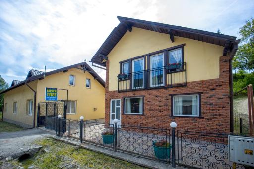 Silver Tree - Housity