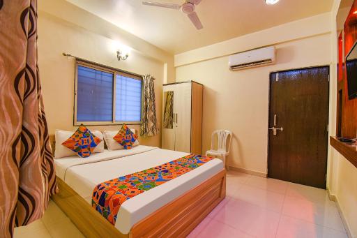 FabExpress 4 Star Executive - Housity