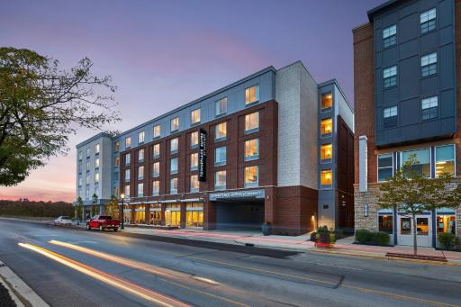 TownePlace Suites by Marriott Columbus North - OSU - Housity