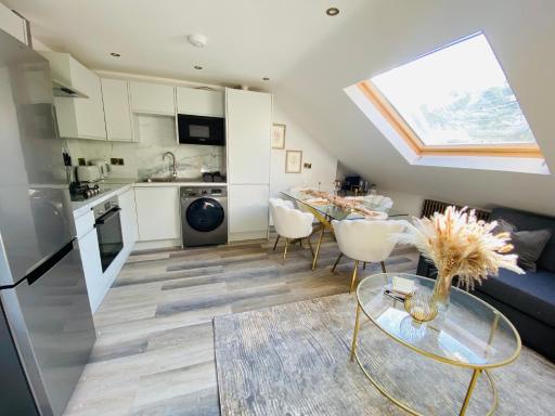 Apartment in Stepney Green - Housity