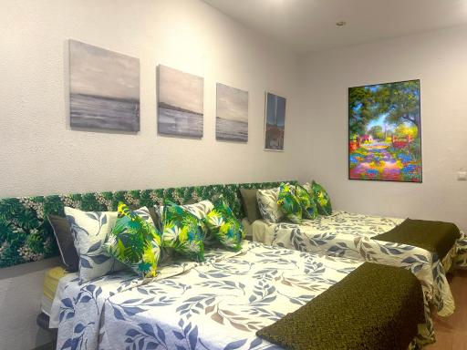 PUERTA DEL SOL Carretas APARTAMENTS & Rooms - Housity