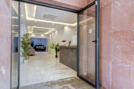 Hostal 37 - Housity