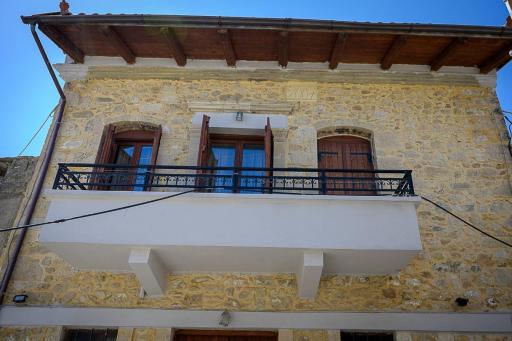 Traditional Stone Mezonete - Housity
