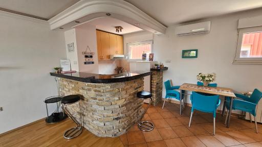 City Center Luxury Apartment - Housity