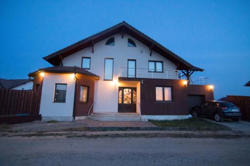 Casa Tudor - Housity