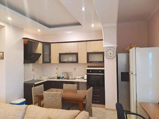 Lovely large summer apartment next to Lungomare - Housity