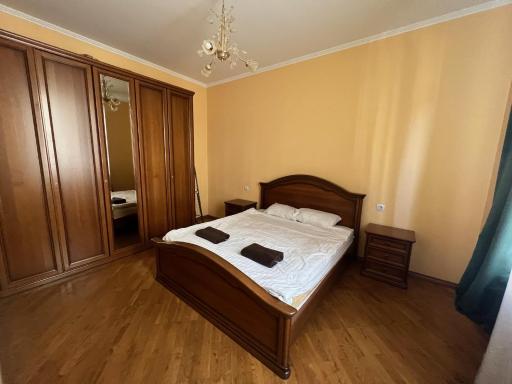 Central House - Housity