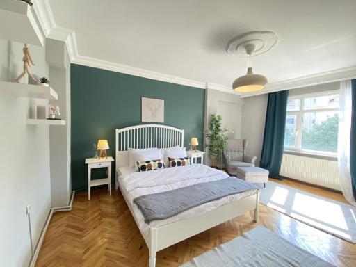 Lovely Flat with Central Location in Fatih - Housity
