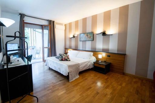 EcoHotel Ristorante Milano - Housity