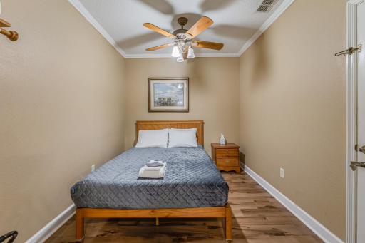 Chaz River Suite - Housity