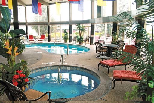Fulton Steamboat Inn - Housity