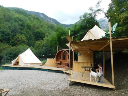 Tiny House Village Resort - Housity