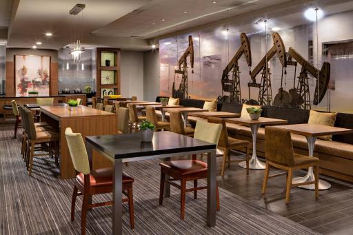 Houston Marriott South at Hobby Airport - Housity