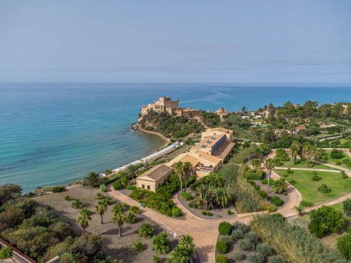 Falconara Greenblu Resort - Housity