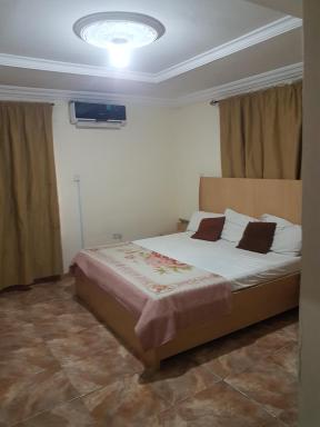 Urban Castle Hotel Gwarinpa - Housity