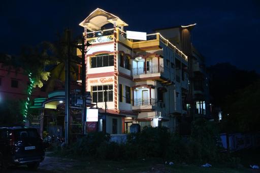 Emblic Hotel & Restaurant - Housity