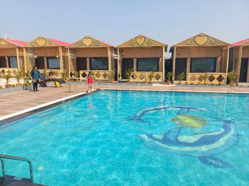 midwaay Resort - Housity