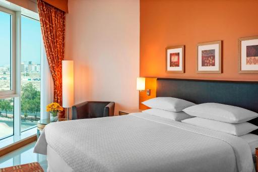 Four Points by Sheraton Bur Dubai - Housity
