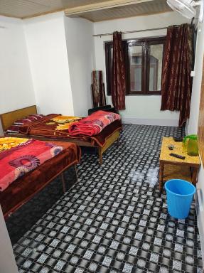Kamran Guest House - Housity