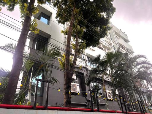 Hotel Mayfair Tower - Housity
