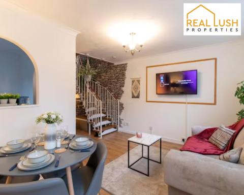 One-Bedroom Apartment By Real Lush Properties In Langsett - Housity