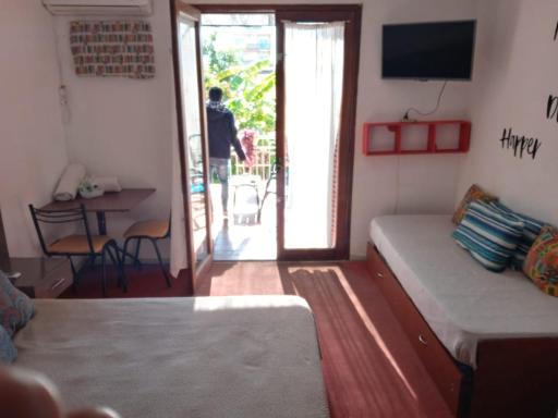 DCH Hostel Backpaquers - Housity