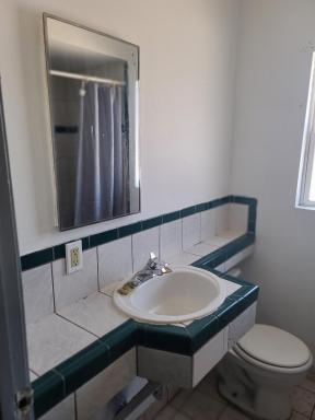 Nights Inn Motel - Housity