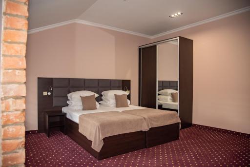 T&S Apart-Hotel - Housity