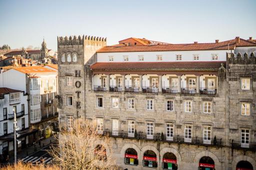 Hotel Compostela - Housity