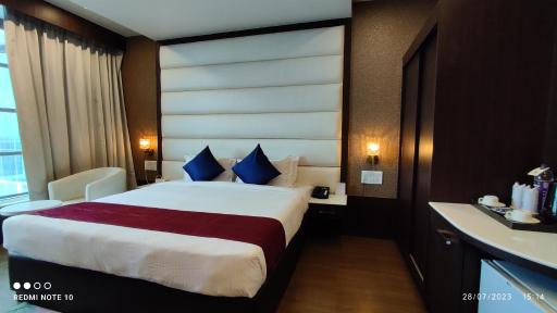 Hotel Vidya Residency - Housity