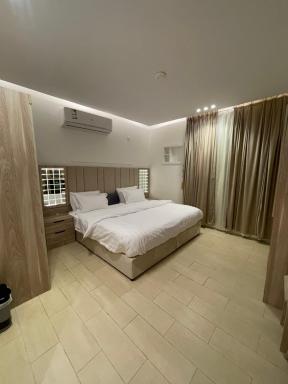 Friday Suites - Housity