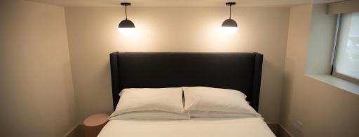 The Thomas Hotel - Garden Suite ADA - 02 - Housity
